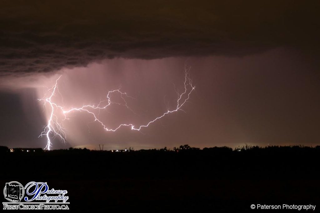 Lightning storm, Lethbridge, nature prints, printing, Nature photography, Photography workshop, photography classes, teaching, online classes, Lethbridge Alberta, photolab, photofinishing, digital posters, prints and enlargements, order prints from home, printing, poster prints, scenic photography